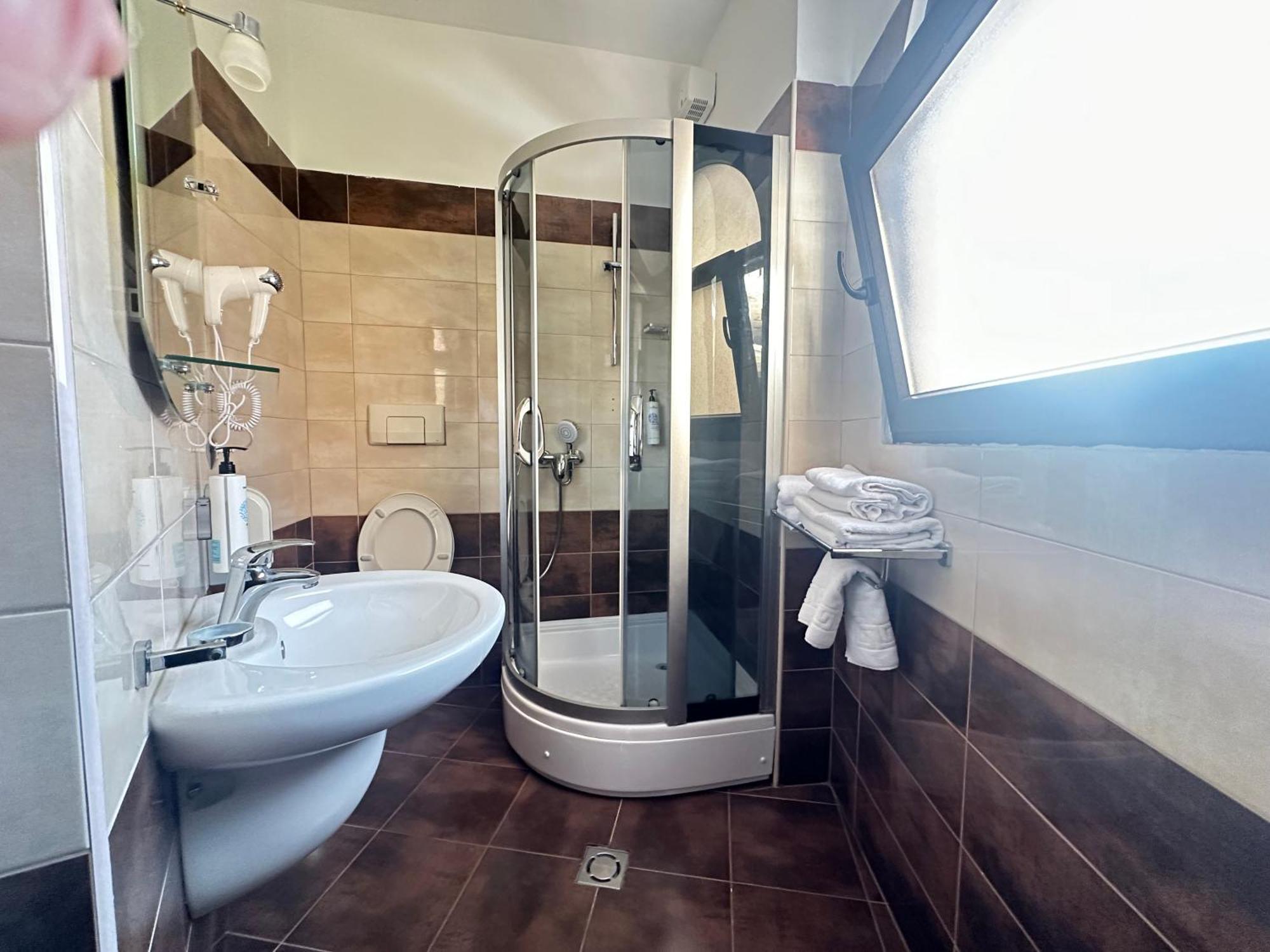 Panorama Rooms Hotel Near The Old Bazaar Круя Экстерьер фото